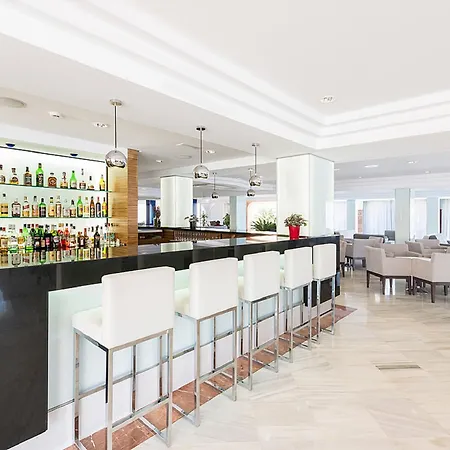 Vista Park Hotel